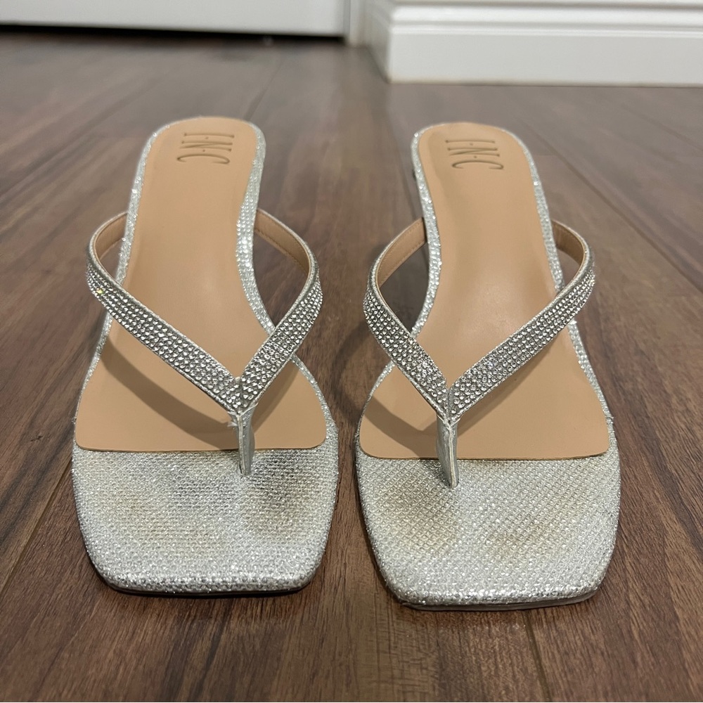 INC INTERNATIONAL CONCEPTS Dionne Thong Slides